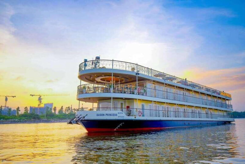 from-ho-chi-minh-dinner-on-cruise-saigon-river-5-stars