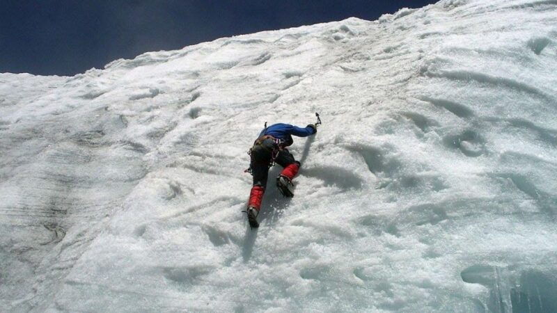 from-huaraz-climbing-nevado-mateo-in-cordillera-blanca-3