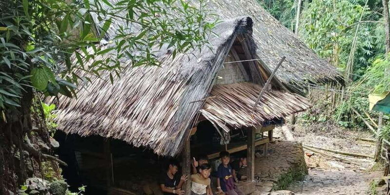 from-jakarta-baduy-tribe-full-day-trip-with-lunch