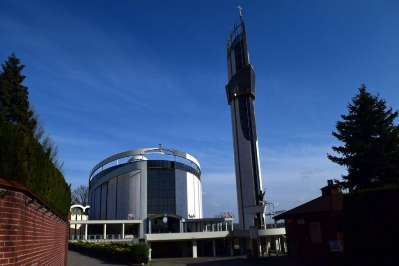 from-krakow-czestochowa-black-madonna-and-lagiewniki-tour