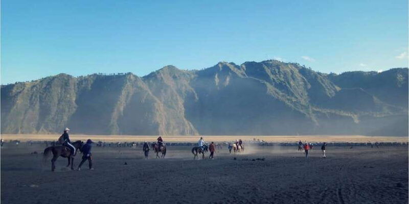 from-malang-mount-bromo-sunrise-day-trip-with-breakfast