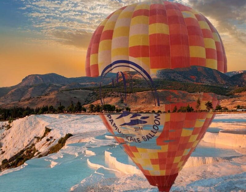 from-marmaris-pamukkale-balloon-flight-day-trip-with-lunch