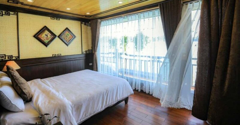 from-ninh-binh-2days-cozy-boutique-lan-ha-bay-cruise-bbq