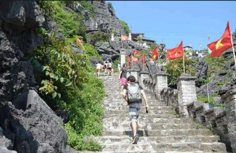 from-ninh-binh-hoa-lu-trang-an-and-mua-cave-full-day