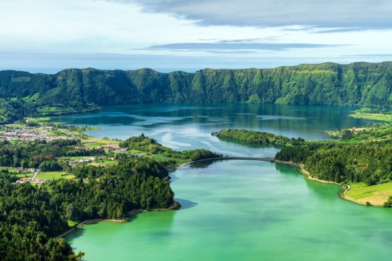 from-ponta-delgada-vista-do-rei-to-sete-cidades-guided-trek