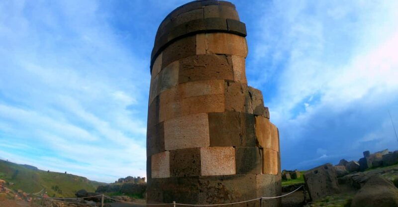 from-puno-sillustani-inca-cemetery-half-day-tour