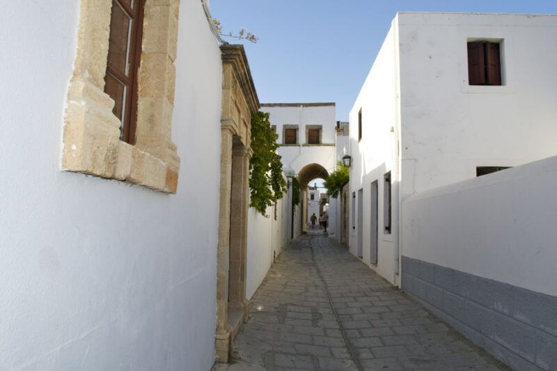 from-rhodes-lindos-village-and-acropolis-guided-tour