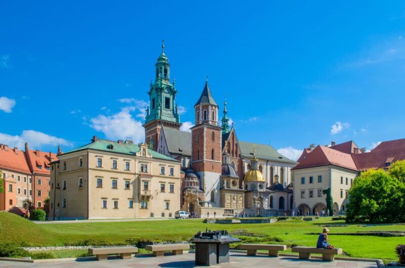 from-warsaw-3-or-6-hour-krakow-tour-by-private-car