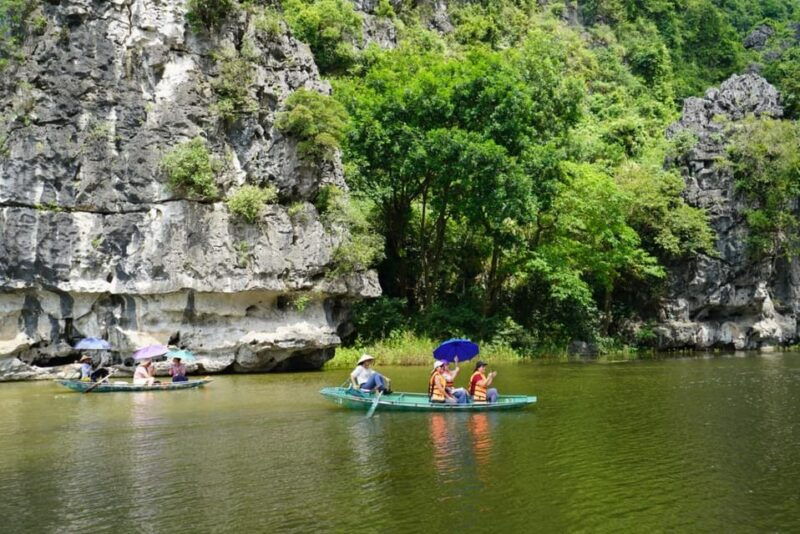full-day-trip-hoa-lu-tam-coc-biking-with-bufet-from-hanoi