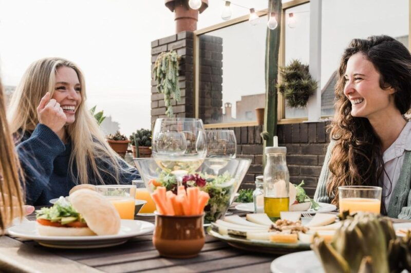 fun-and-exclusive-vodka-tasting-tour-in-sopot-old-town-bars