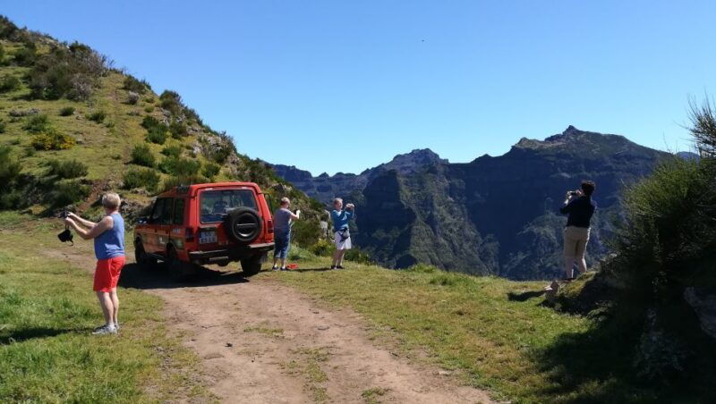 funchal-camara-lobos-girao-sea-cliff-half-day-jeep-tour