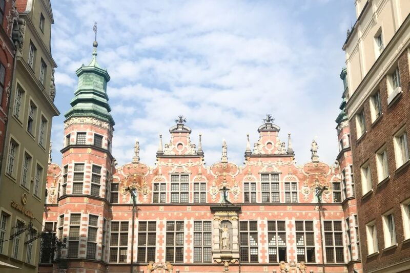gdansk-old-town-private-walking-tour-with-legends-and-facts-2