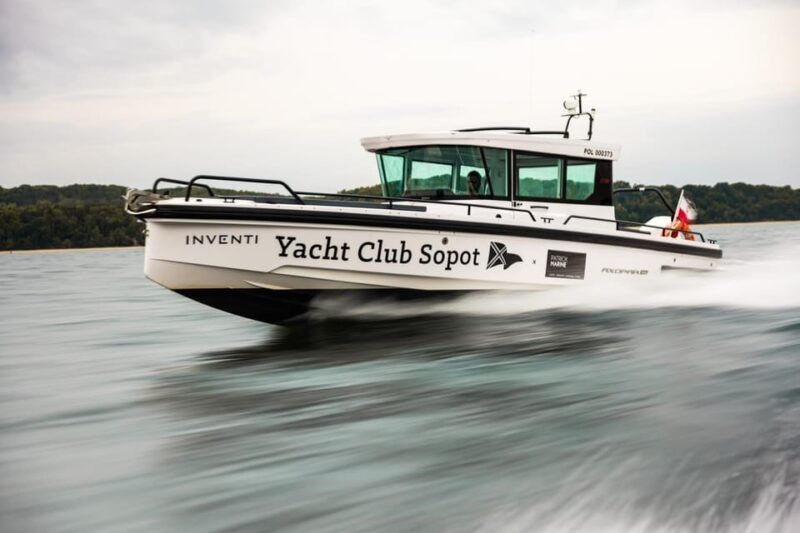 gdansk-sopot-private-cruise-on-a-sports-motorboat