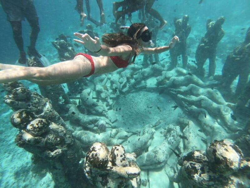 gili-air-trawangan-glass-bottom-boat-tour-with-snorkeling