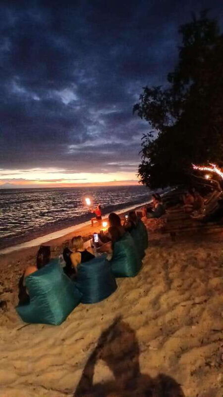 gili-trawangan-experience-the-gili-fireshow-with-cocktail
