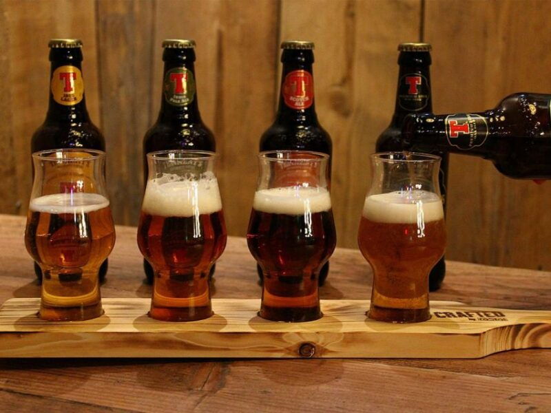 glasgow-beer-flight-with-a-haggis-taster-in-a-glasgow-pub