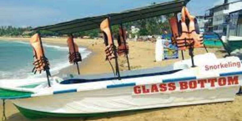 glass-bottom-boat-ride-in-trincomalee