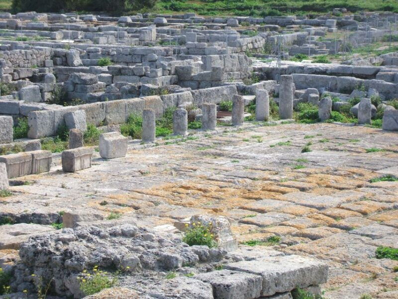 gnatia-ruins-and-archaeological-museum-private-guided-tour