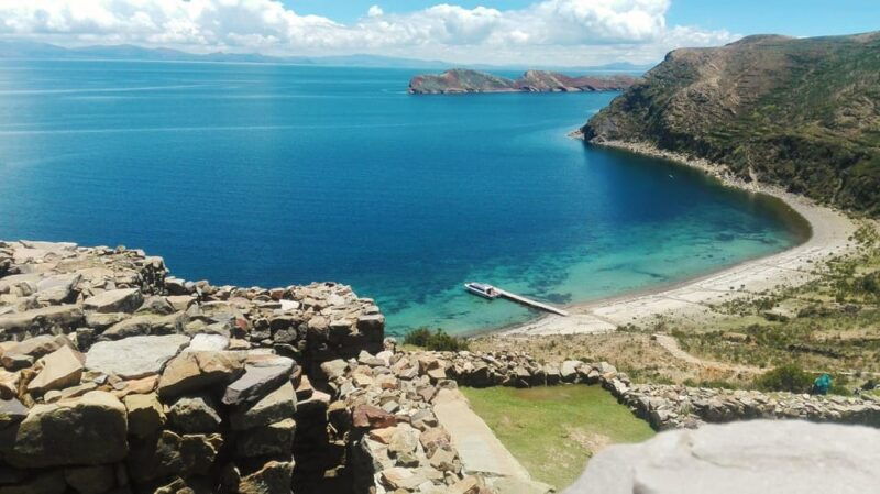 group-excursion-to-lake-titicaca-and-sun-island