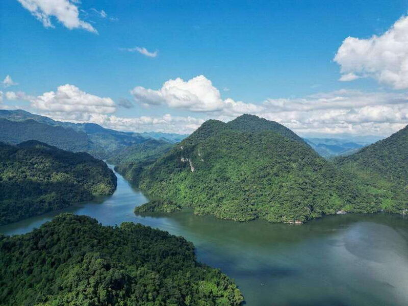 group-tour-trekking-on-vietnams-hidden-trails-13d12n
