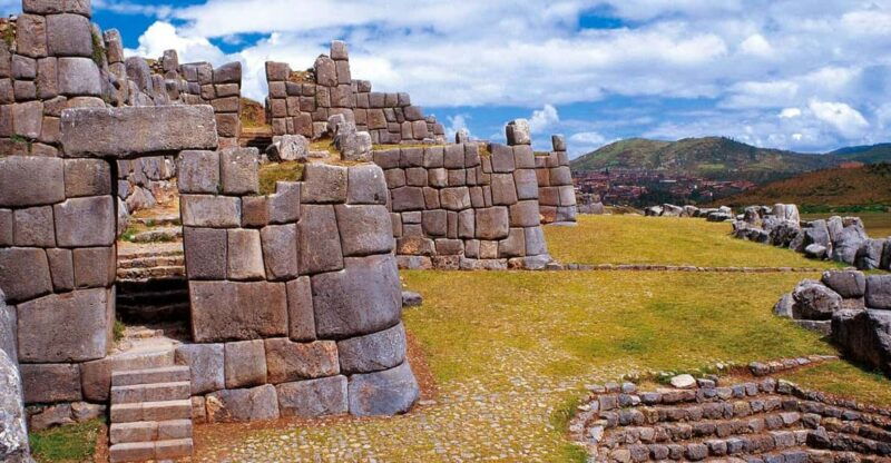 guided-tour-of-cusco-and-its-4-ruins
