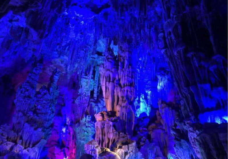 guilin-elephant-trunk-hill-reed-flute-cave-daxu-old-town
