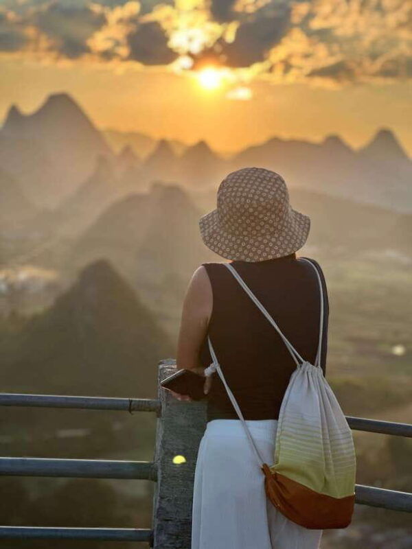 guilin-half-day-yangshuo-cuiping-hill-sunset-private-tour