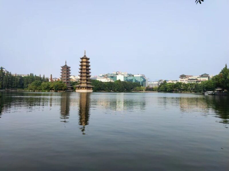 guilin-private-full-day-city-tour-with-fubo-hill