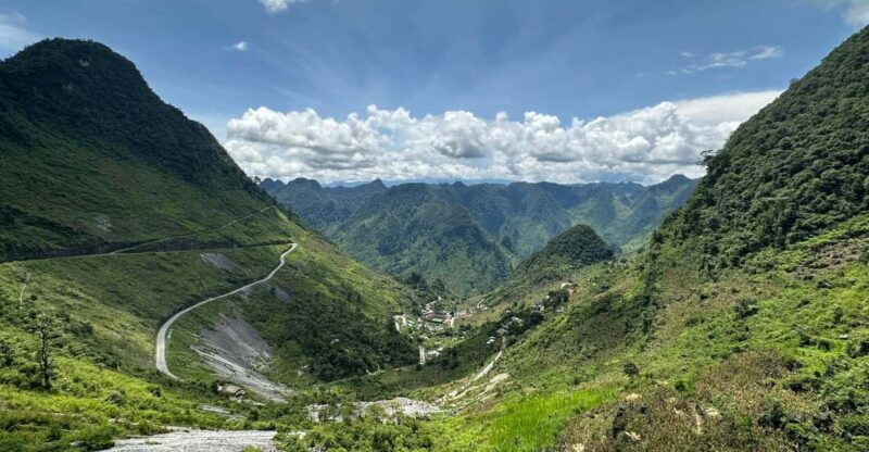 ha-giang-3-day-loop-tour-with-hmong-brothers