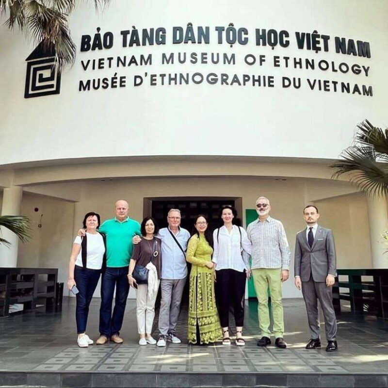 ha-noi-luxury-city-half-day-tour-morning-3