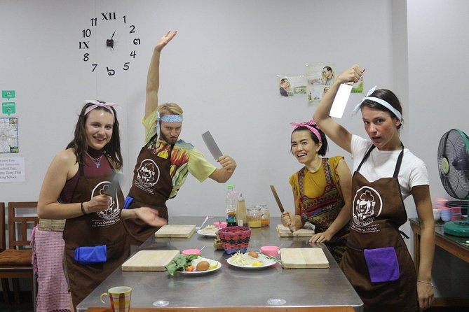 Half Day Evening Cooking Class with Market Tour in Chiang Mai - Who Should Book This Tour?