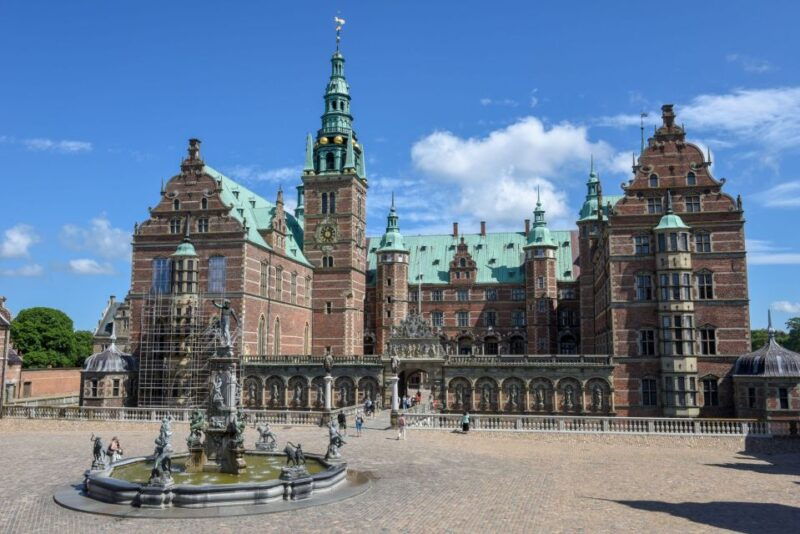 half-day-private-tour-to-kronborg-and-frederiksborg-castle