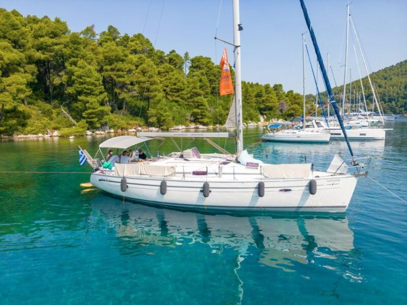 halkidiki-private-sailing-yacht-cruise-swim-in-blue-waters