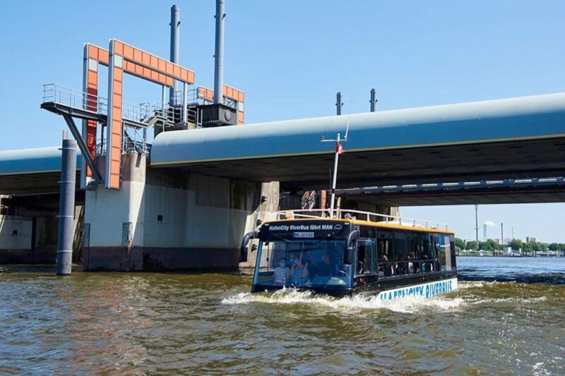 hamburg-amphibious-river-and-land-bus-ticket