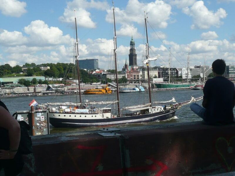 hamburg-bike-tour-of-the-speicherstadt-old-harbor
