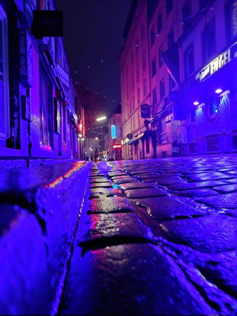 hamburg-kiez-tour-with-an-ex-dominatrix