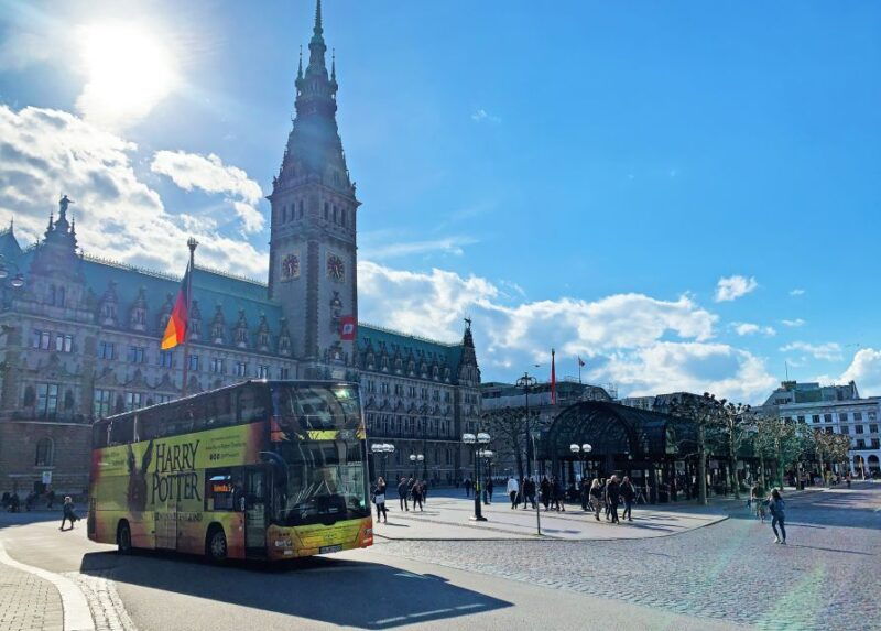 hamburg-line-f-hop-on-hop-off-bus-and-boat-tour