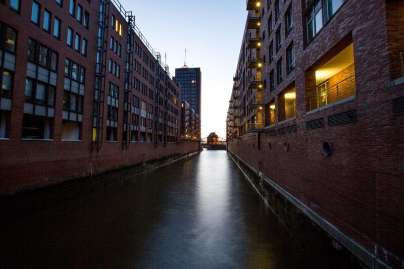 hamburg-speicherstadt-and-hafencity-2-hour-tour