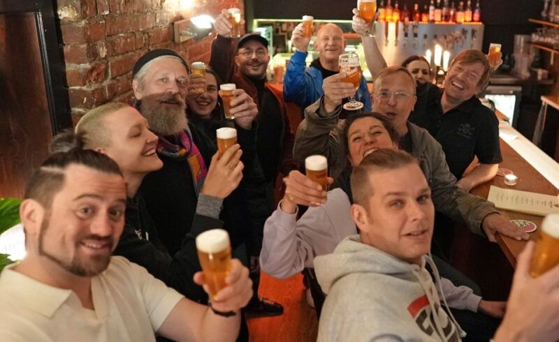 hamburg-st-pauli-district-and-beer-tour