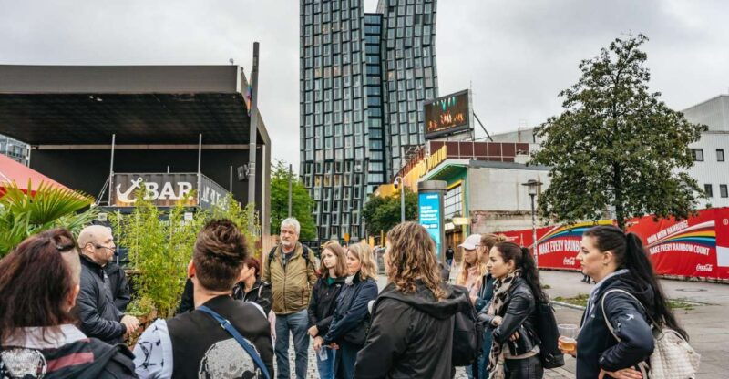 hamburgs-highlights-harbor-cruise-reeperbahn-walking-tour