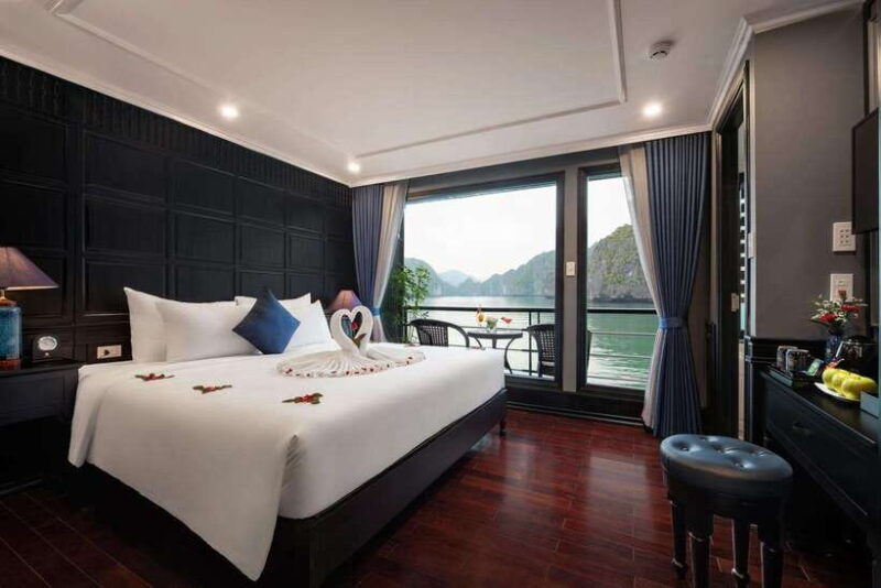 hanoi-2-day-halong-lan-ha-bay-best-seller-5-cruise-balcony