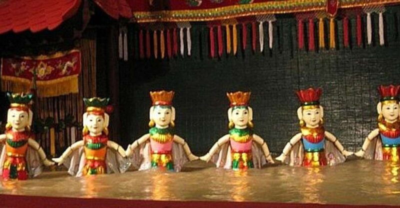 hanoi-street-food-walking-tour-water-puppet-show