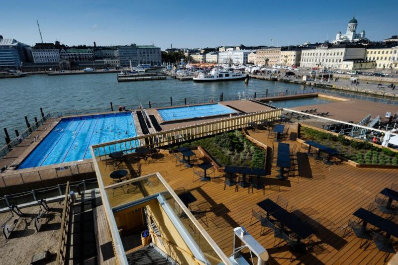helsinki-city-and-outer-islands-guided-rib-boat-tour