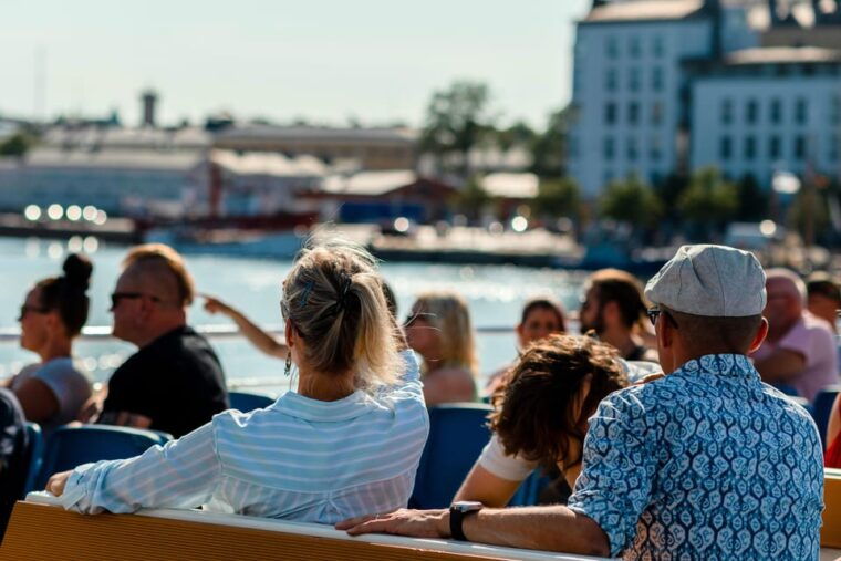 helsinki-evening-archipelago-cruise