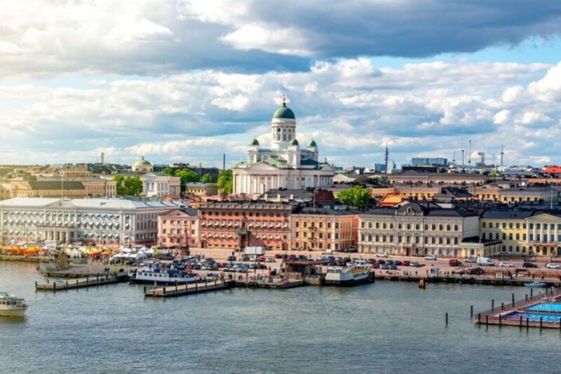helsinki-private-walking-tour-with-a-local-guide
