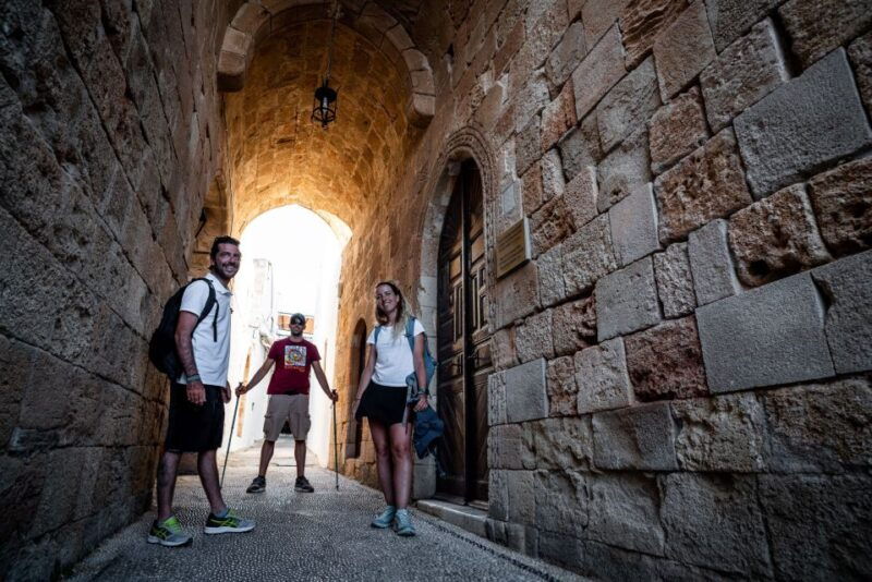 hiking-tour-exploring-lindos