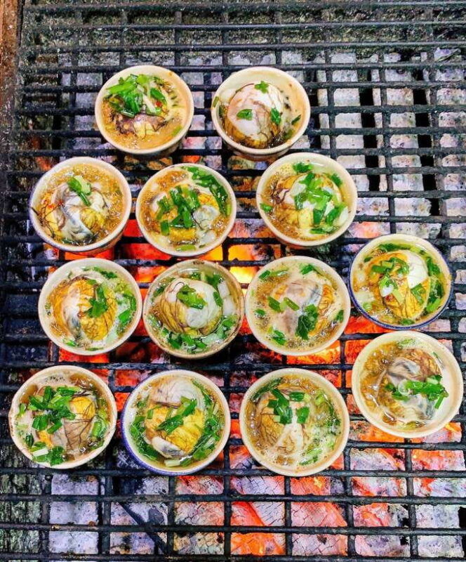 ho-chi-minh-city-extreme-food-tour-on-scooter
