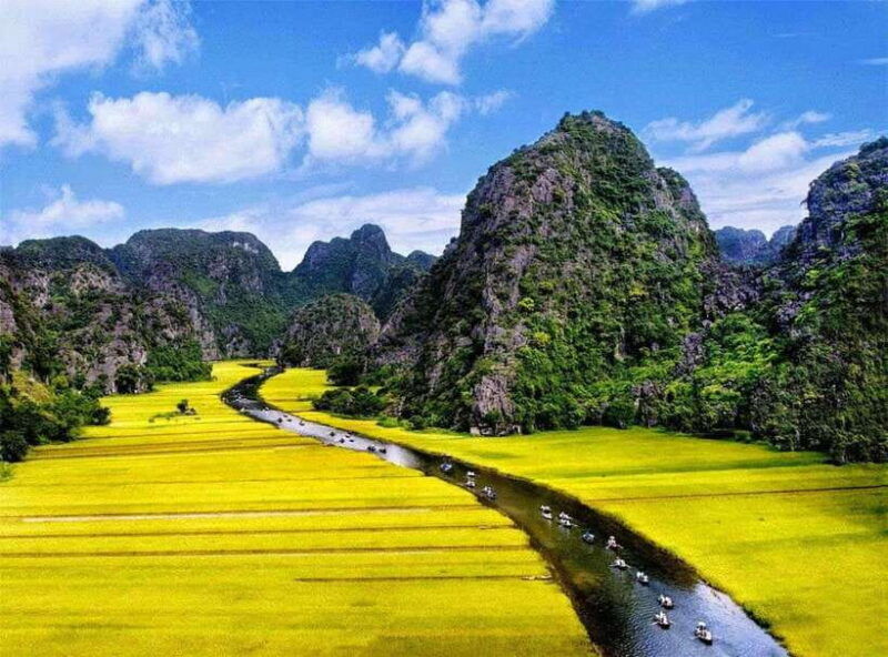 hoa-lu-trang-an-mua-cave-small-group