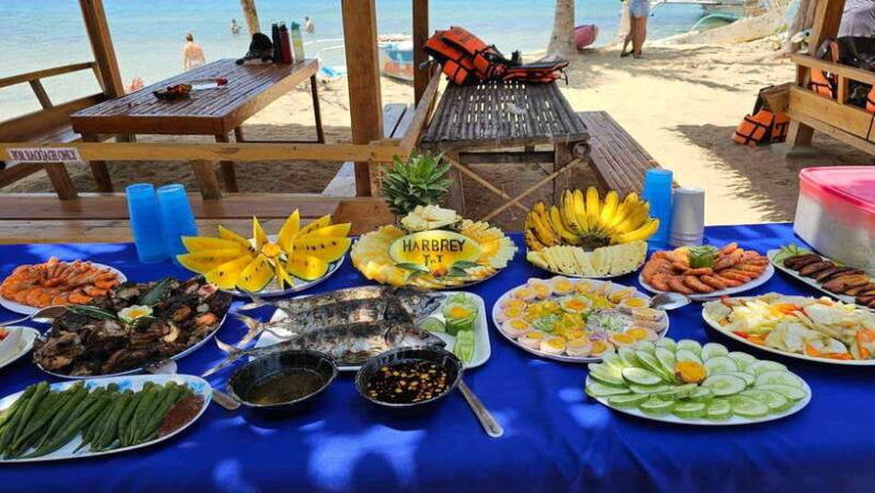 honda-bay-island-hopping-cowrie-island