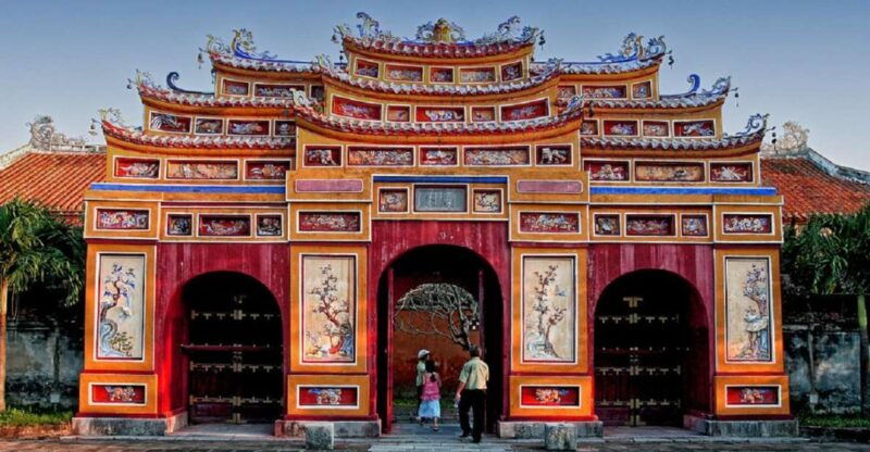 hue-city-day-tour-from-da-nang-hoi-an-by-car-dragon-boat